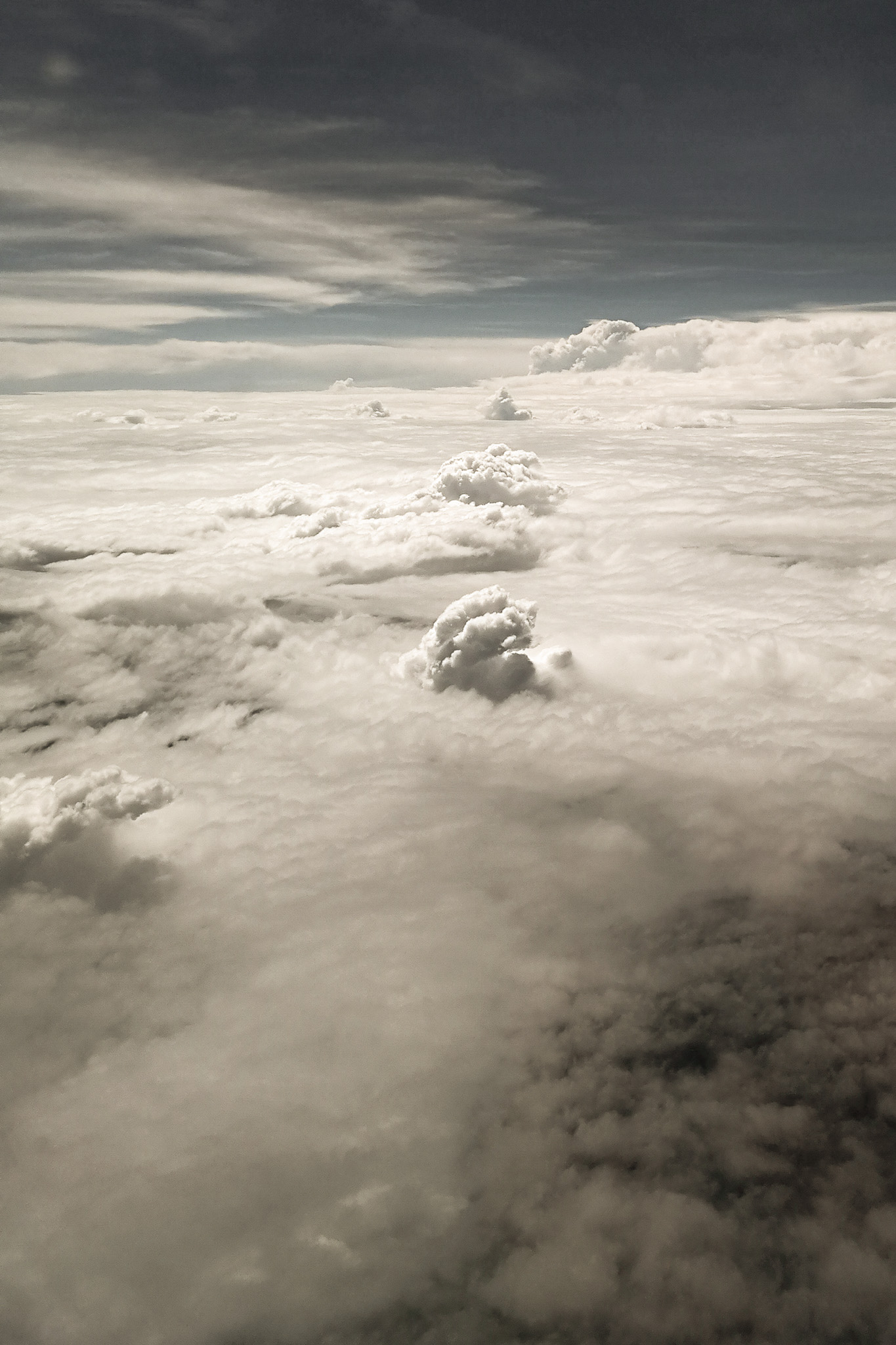 Boven de wolken copyright Fernandez 2x3